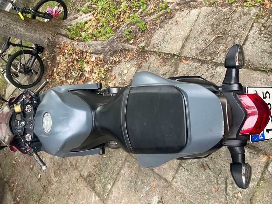 Honda CBR 600RR PC40