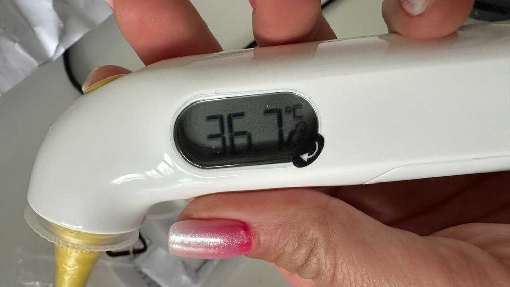 termometr do uczu Braun bezdotykowy