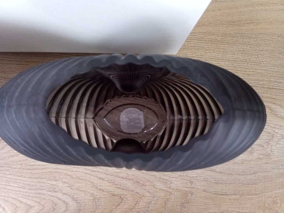 Wazon, flakon szklany, czarny.