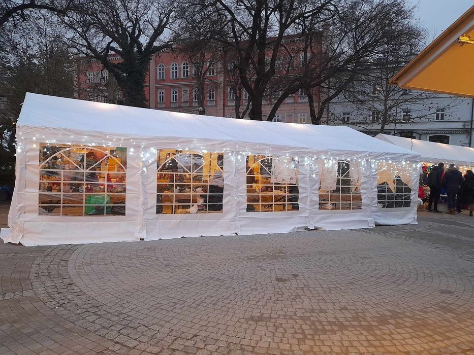 Wynajem namiotów imprezowych