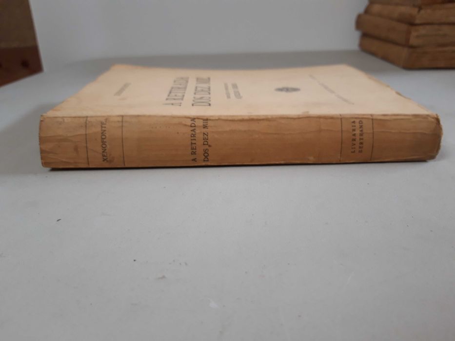 Livro- Ref PART-1 - A Retirada dos Dez Mil - Aquilino Ribeiro