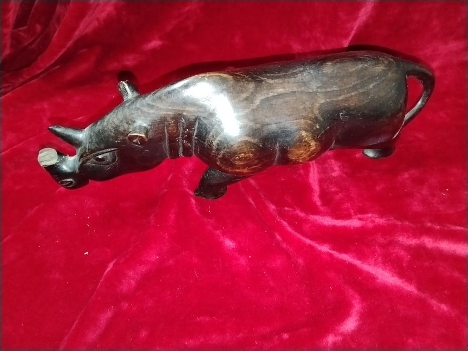 Conjunto de 3 estatuetas africanas