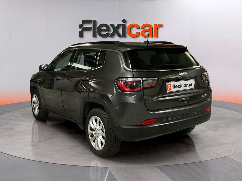 Jeep Compass 1.3 T Longitude foto 3