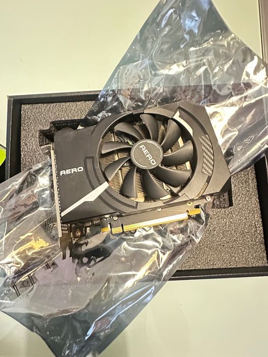 MSI GeForce RTX 3050 AERO ITX 8 GB