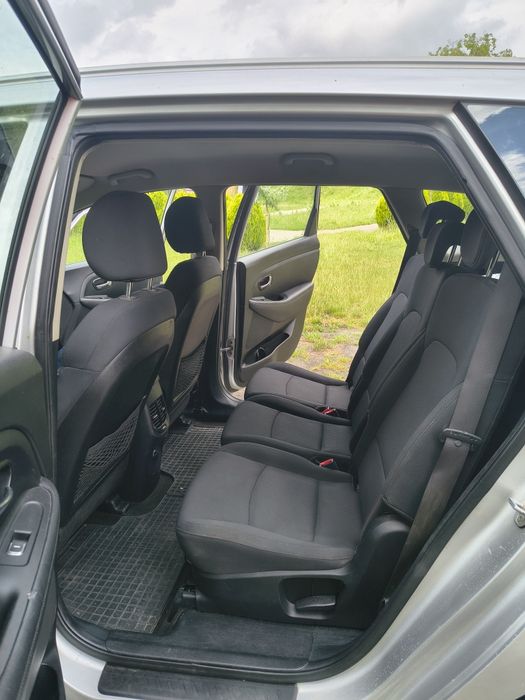 Kia carens 2014 1.7CRDI