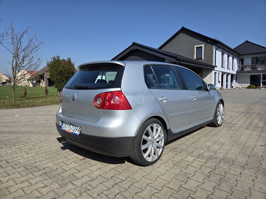 Volkswagen Golf 5 gti (4,6,gtd,tdi,fsi)