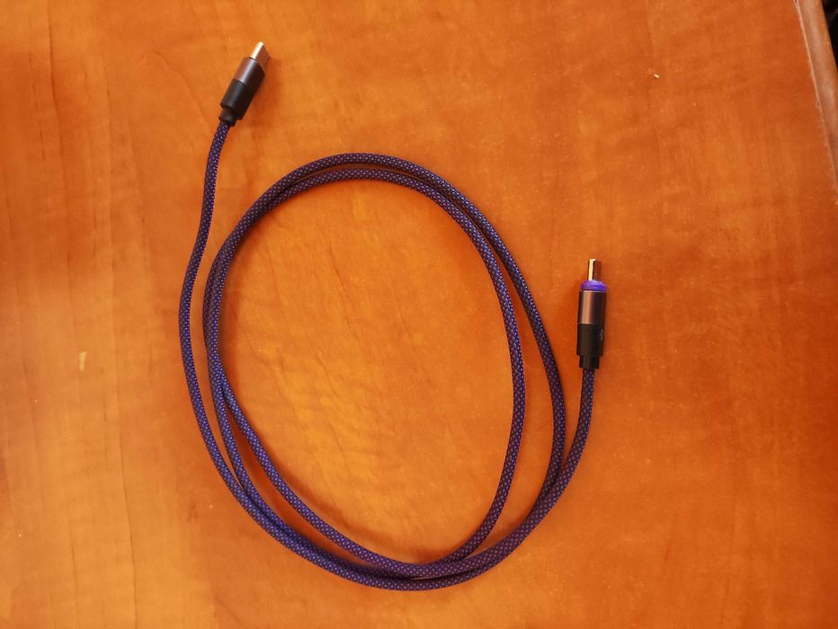 Magnetyczny kabel ładujący 240 W USB C na USB C