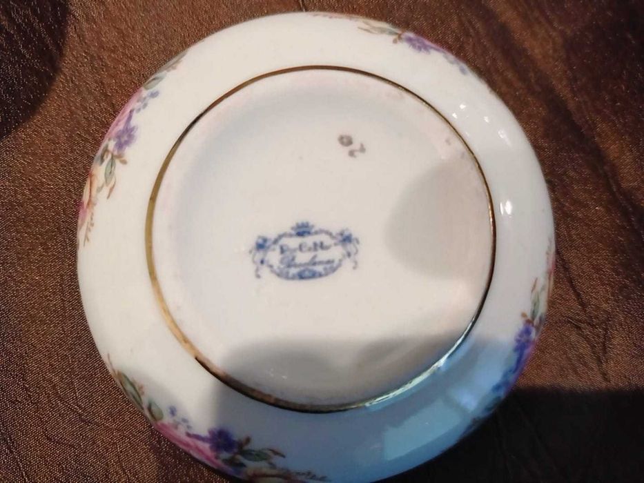Castiçal e porta-joias em porcelana "Porcenor"