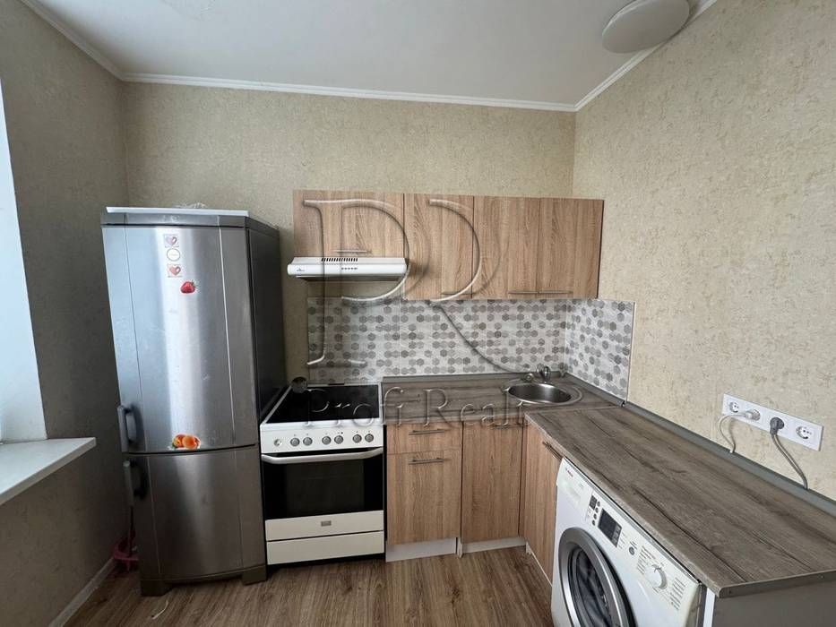 Продаж 1 к квартири вул Олени Пчілки 2/Позняки/ Дарницький район