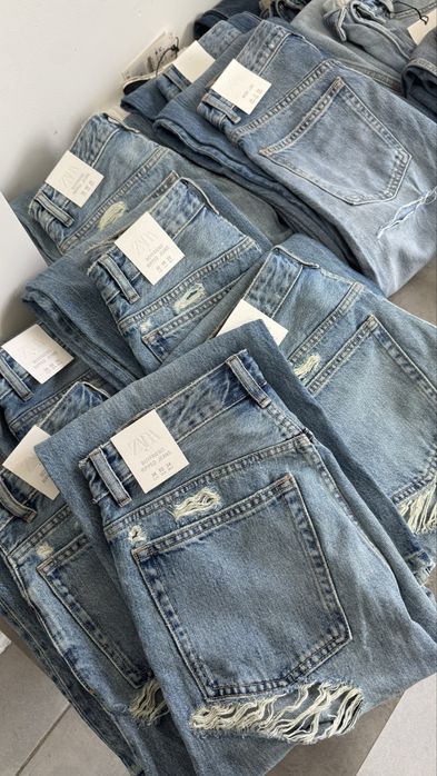 Джинси Zara  з розрізами