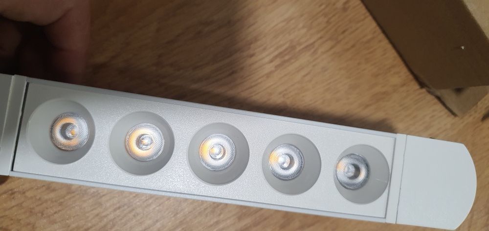 Projetor luminária de calha