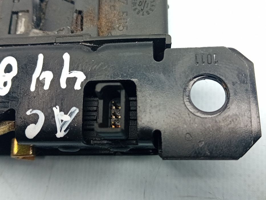Fechadura / fecho da mala SEAT Leon (1M1)