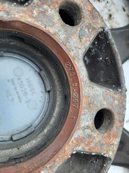 Диски R18 5x114.3 J8 ET45 ЦО 70 ЦО 67.1