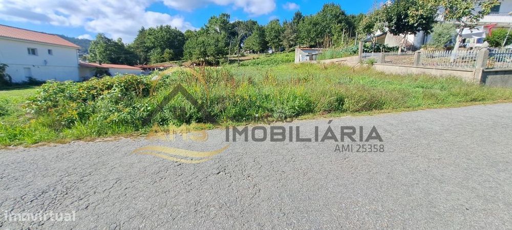 Terreno Para Construção Com 3067M² — Golães, Braga
