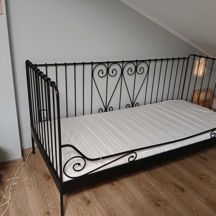 Łóżko pojedyńcze