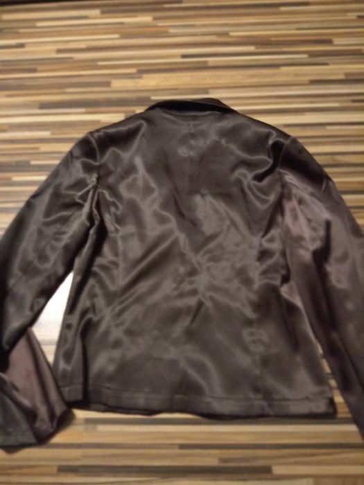 Wyprzedaż  Żakiet satynowy NEW DESIGN 40