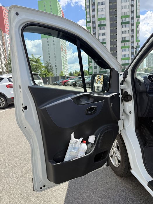 Opel Vivaro 2017р., 1,6сdti, груз-пас, довга база