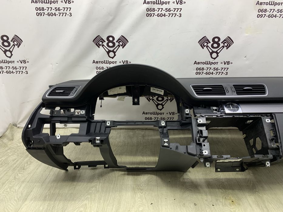 Панель торпедо Volkswagen Passat B7 пасат б7 торпеда Європа