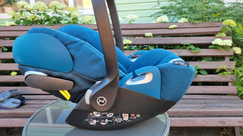Дитяче Автокрісло Cybex Cloud Z i-Size Група 0+