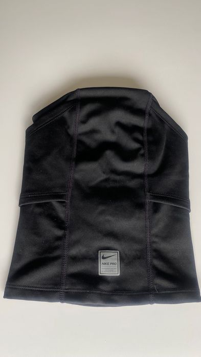 Balaclava Nike com caixa