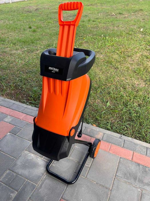 Подрібнювач гілок садовий дробарка Kraft&Dele KD5210 електричний