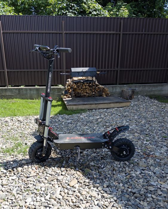 продам електросамокат Crosser Rocket 11