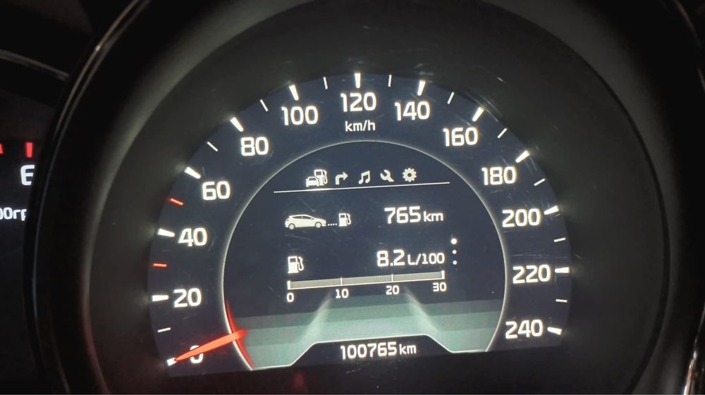 Kia Ceed SW muito bem estimado