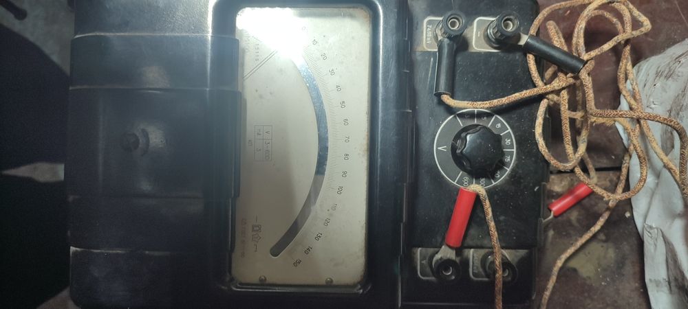Вольтметр М106,многопредельный стрелочный прибор