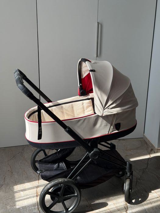 Коляска з лімітованої колекції Cybex Prime