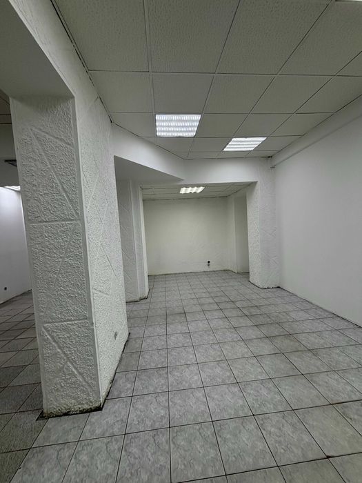 126,5 м2 пл. Старомостова, 1. Червона лінія. Власник. Світло 24/7