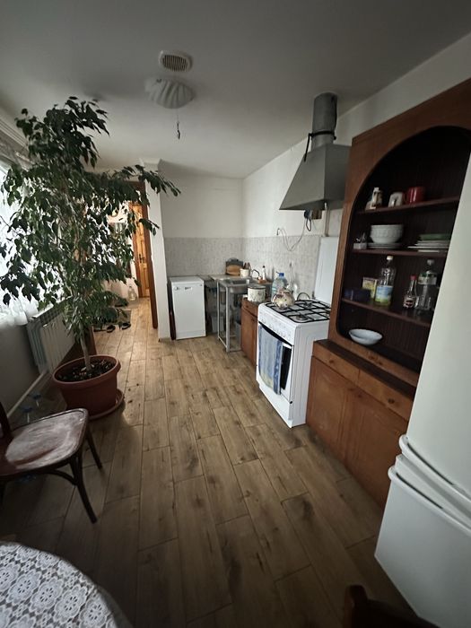 Продам будинок у місті Лозова