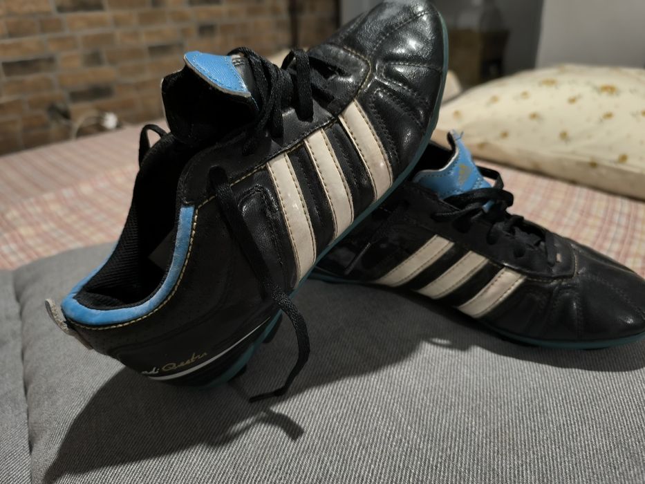 Chuteiras/Botas futebol (Tamanhos e preços na descrição)