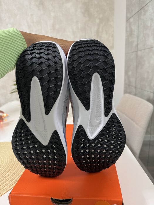 Nike quest 6 N40