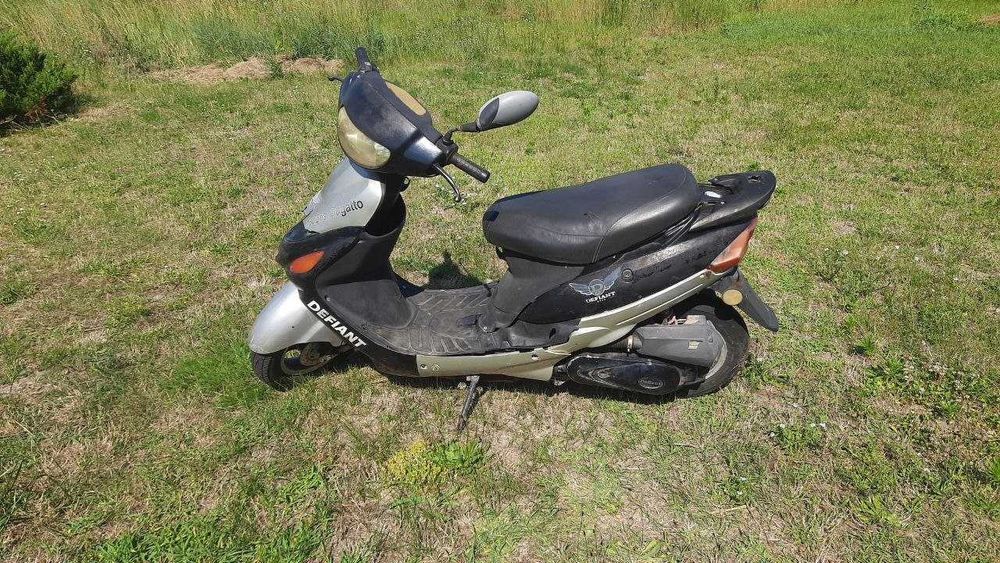 Скутер Defiant Bogatto (DT50QT-3)