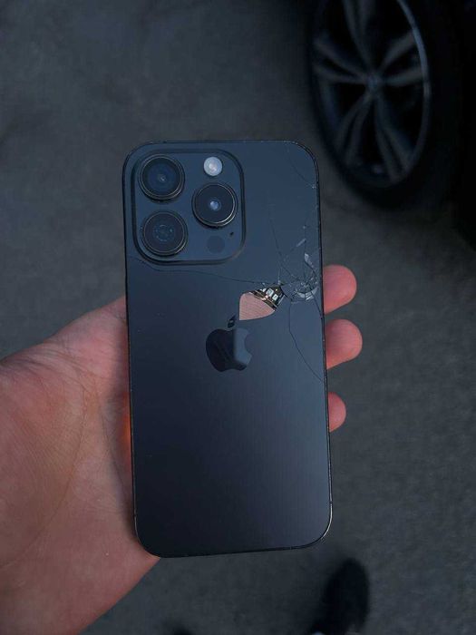iphone 15 pro читати опис