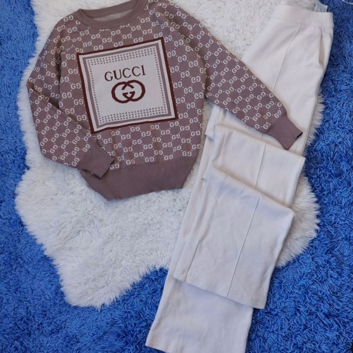 Костюм машинна в'язка