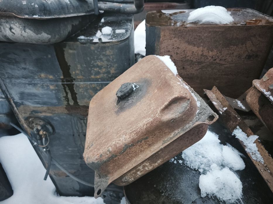 Гідробак гідравлічний бачок бак кузова Газ 53 3307 Зіл 130 КамАЗ МАЗ