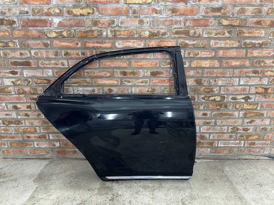 Дверь задняя правая GD9Z-5424630-A LINCOLN Continental X 16-22 шрот