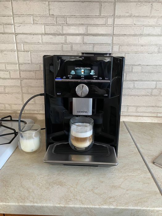 Кавомашина Siemens eq9 s300