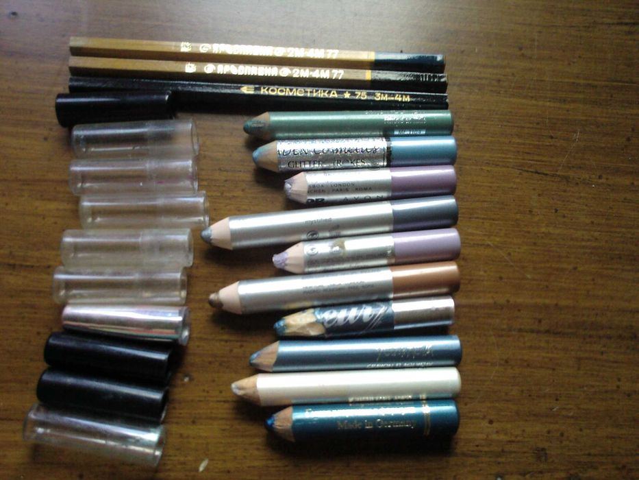 Компактные Тени для век, румяна, карандаши, новые и б/у, недорого