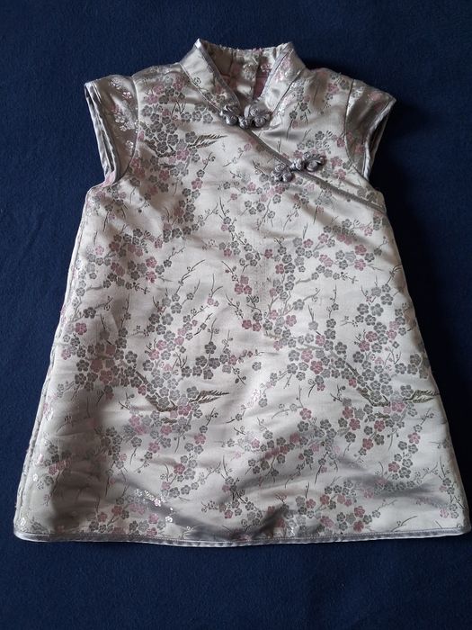 Elegancka sukienka dziewczęca chińska H&M 80