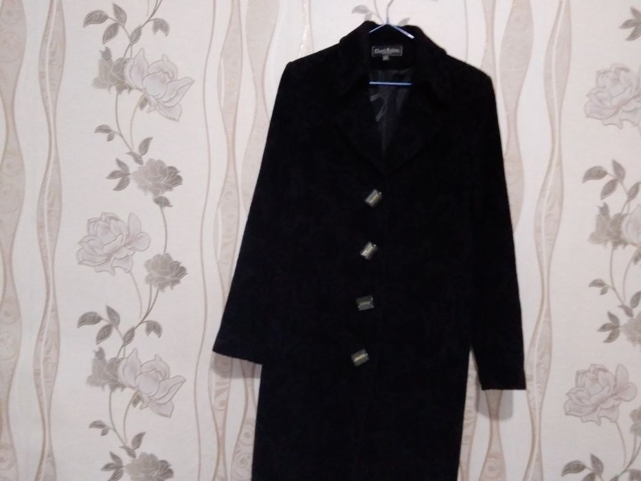 Пальто весна осень.