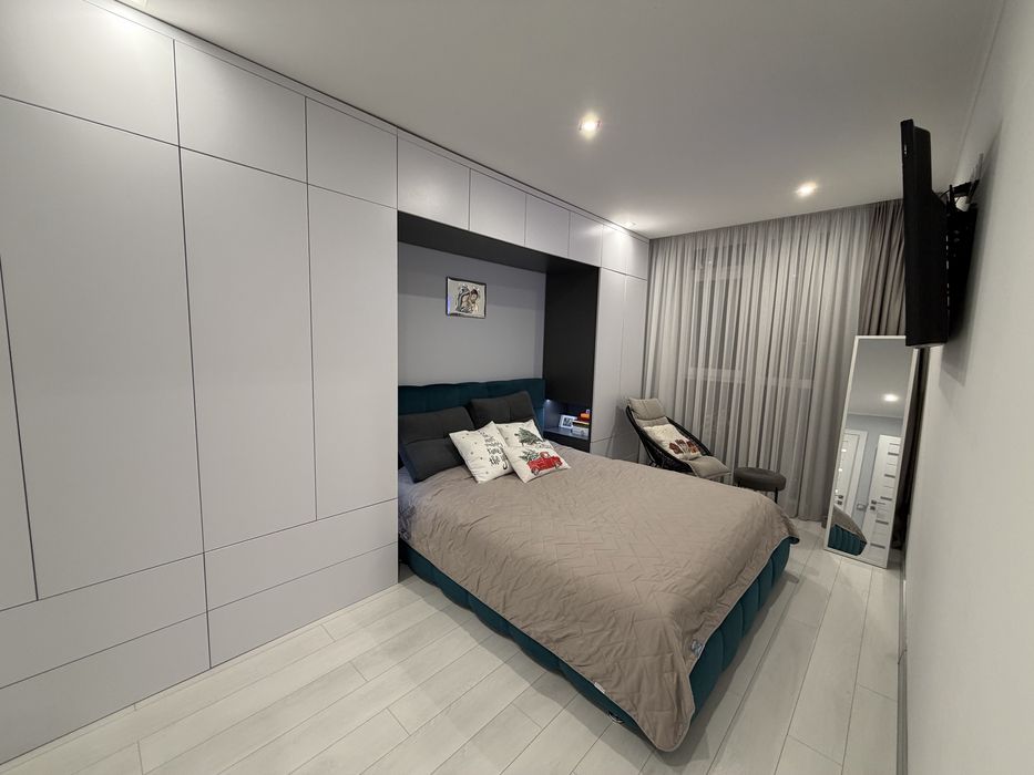 єОселя /ПРОДАЖ З РЕМОНТОМ АВАЛОН зелена 2-кім квартира