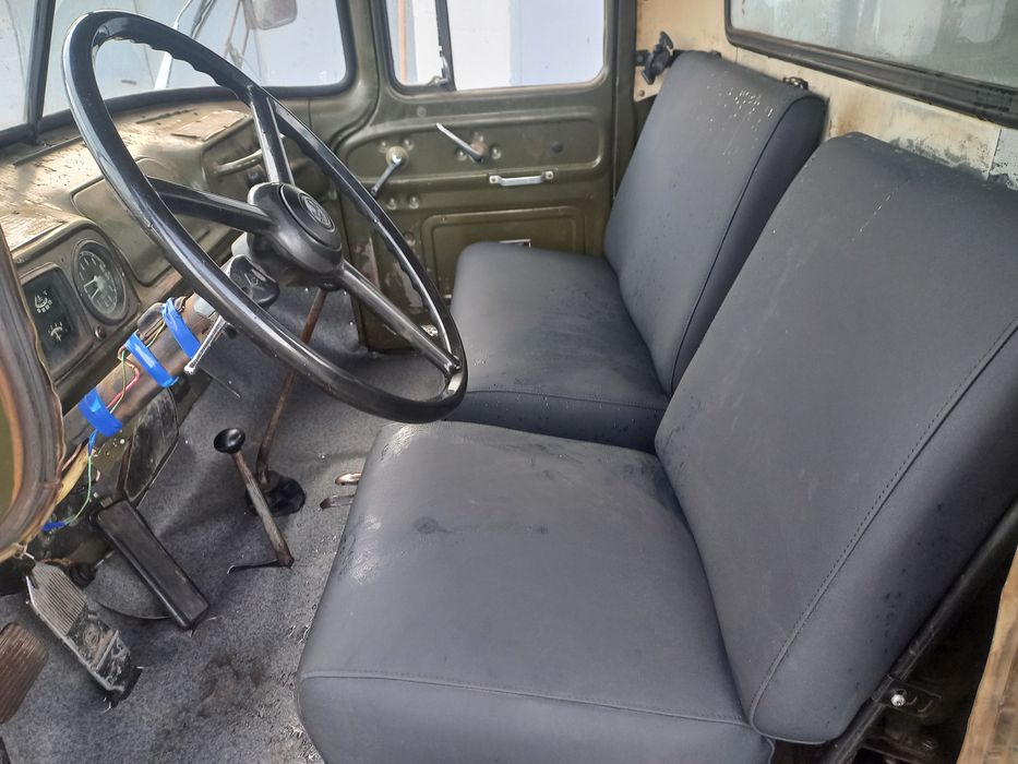 Продам ЗІЛ 131 ЛІСОВОЗ-Е з манипулятором.