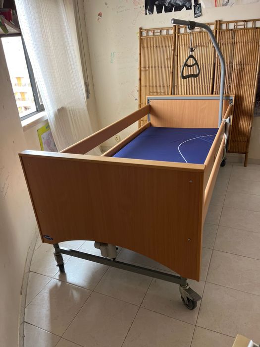 Cama Articulada Elétrica Invacare Medley Ergo 2020