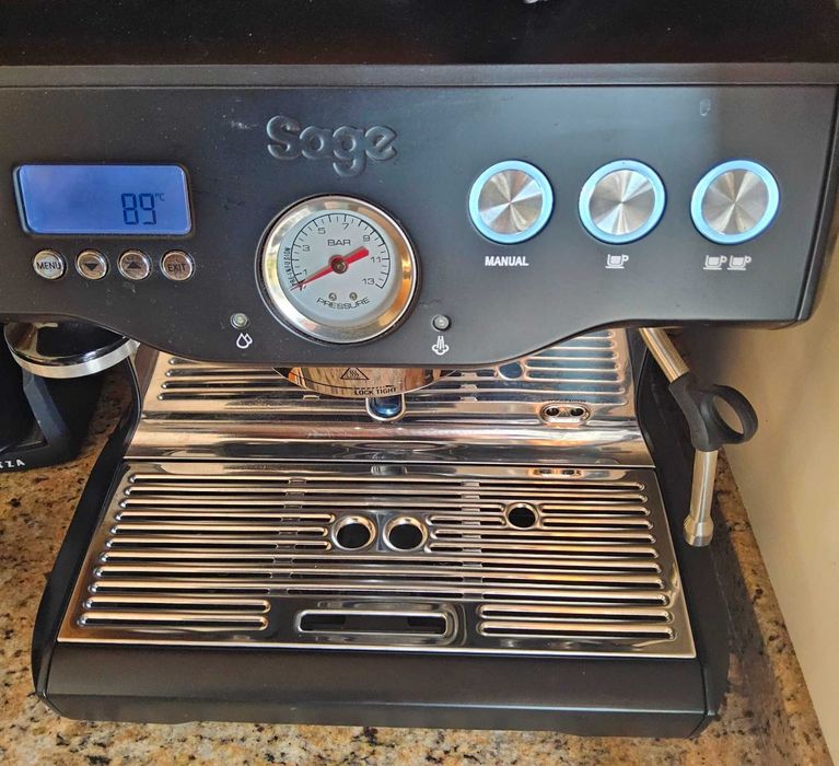 Oportunidade! Café espresso, Sage Dual Boiler (2 meses uso)  - Kit precisão IMS instalado - Garantia até 2028