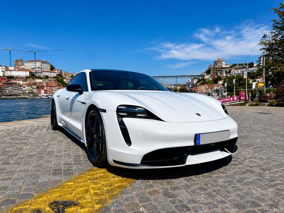 Porsche Taycan Turbo
