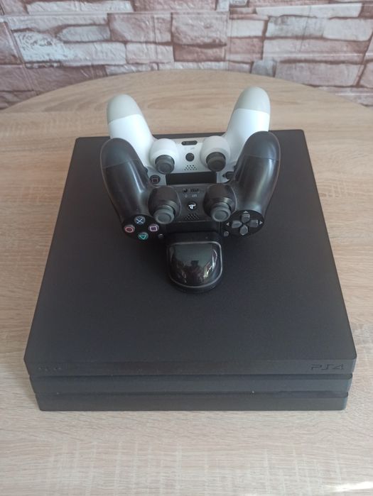 Sony PS4 Pro 1 TB