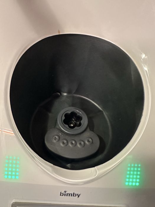 Bimby tm5 pouco usada