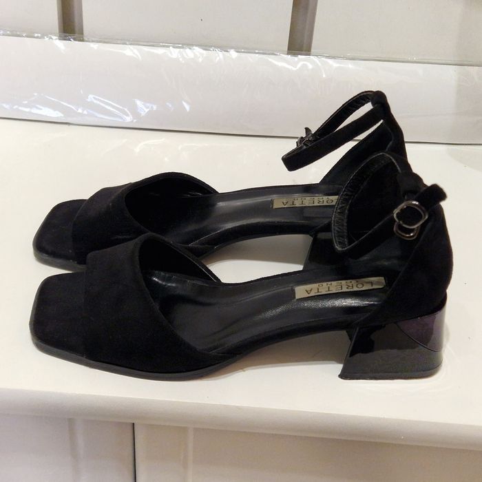 Босоніжки замшиві